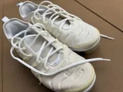 Nike Air VaporMax Plus ホワイト スニーカーのサムネイル
