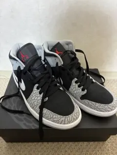 Air Jordan 1 Mid SE 25.5cm