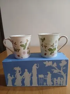 WEDGWOOD フルーツ柄マグカップ2個セット