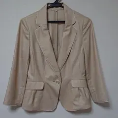 ホワイトジョーラ　スカートスーツ Ｍ