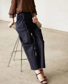 【新品・未使用】スローブイエナ　ツイルタックスリムストレートスラックス　完売品 SLOBE IENA - ツイルタックスリムストレートスラックスの通販 by