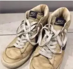 ブレーザー スニーカー