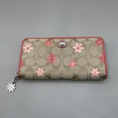 Coach Daisy Signature Long Wallet