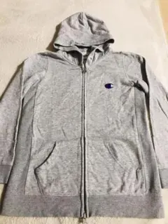★美品★チャンピオン ジップアップパーカー 130