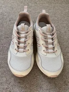 New Balance スニーカー クリーム/ベージュ　23.5cm