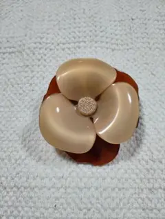 アレクサンドルドゥパリ   カメリアバレッタ ブラウン✕ベージュ