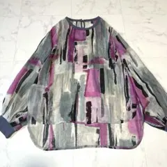 トラノイ　TRANOI. 長袖 シアー ピンク グレー 総柄　M Lのサムネイル