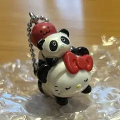 ご当地キティ　ポールチェーンキーホルダー 和歌山限定　パンダ　梅干し