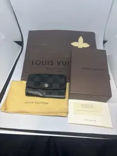 LOUIS VUITTON ダミエグラフィックミュルテクレ66キーケース - メルカリ