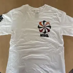NIKE 風車Ｔシャツのサムネイル