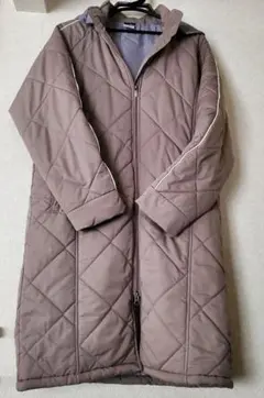 ナイキ　キルティング　中綿ダウン　ベンチコート　ロングコート