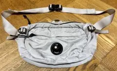 か*で様 C.P. Company ボディバッグ 青 C.P. COMPANY - NYLON B CROSSBODY PACK ( ブルー ) ミニバッグ