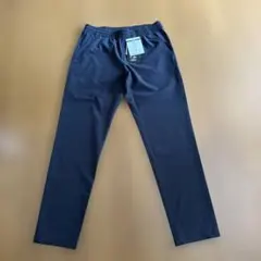 アンダーアーマーレディースパンツ　８部丈 ブラック4WAYストレッチSM