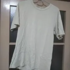 ベージュ Tシャツ