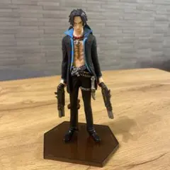 平*ん様 ワンピース エース フィギュア ストロングワールドver.