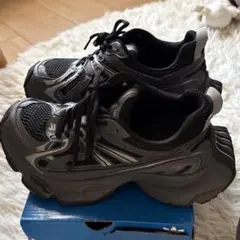 fgmm デザイン　厚底スニーカー グレー 24.5