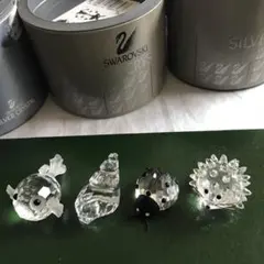 Swarovski クリスタル 牛 置物 2体セットグラマラスモー販売証明書付き Swarovski クリスタル 牛 置物 2体セットグラマラスモー販売証明書付き