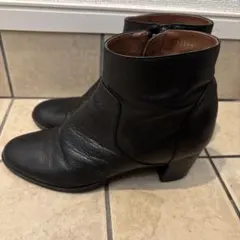 MARGARET HOWELL ブラックレザーブーツ 25