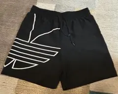 adidas トレフォイルロゴ ショートパンツ ブラック