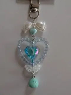 ぶるーいちごちゃんのビーズキーホルダー♡