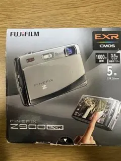 FUJIFILM FinePix Z900EXR デジタルカメラ　ホワイト FUJIFILM Finepix Z900 EXR White Compact Digital Camera with
