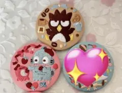 サンリオ　刺繍缶バッジ　2個セット　（バラ売り可）