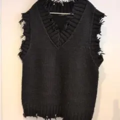 EMODAクラッシュオーバーニットベスト ブラック　Vネック フリンジ