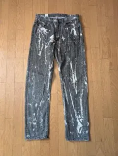 ペイント加工グレー ストレートデニムのサムネイル