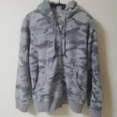 ユニクロ　UNIQLO　グレー迷彩 フルジップパーカー　S