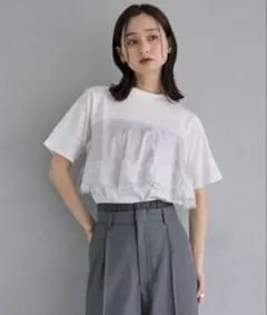 【＆g’aime】アンジェム 新品 サテンビスチェレイヤードTシャツ ホワイト系のサムネイル