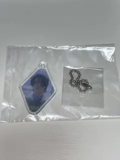 &TEAM ガチャ アクリルチャーム K