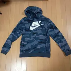 ナイキNike 迷彩柄 フード付きパーカーMサイズ