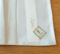 イヴサンローラン ハンカチ 新品、未使用 冠婚葬祭 白 ホワイト