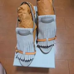 SANTONI イタリア製　フリンジ付きサンダル ライトグレー Tg38.5のサムネイル