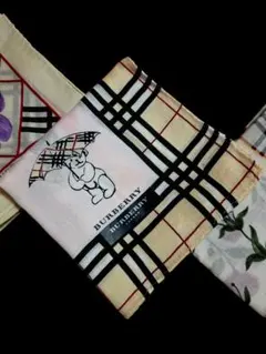 未使用 BURBERRY 大型ハンカチ.ハンカチチーフセット