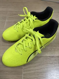 未使用⭐︎PUMA サッカースパイク　キング マッチ 23cm ジュニアのサムネイル