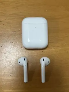 AirPods本体 ホワイト 充電ケース付き