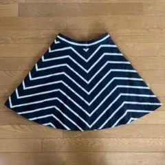 To b by agnes b. ストライプ フレアスカート