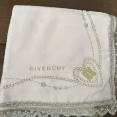 未使用！ ジバンシー　GIVENCHY タオルハンカチです♪