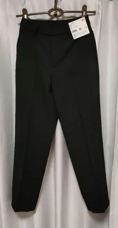 UNIQLO 感動スリムパンツ XS 補正あり