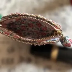 リバティの生地使用ミニポーチ