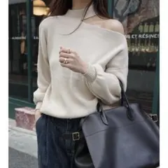 モリポン Cut out shoulder knit tops / beige