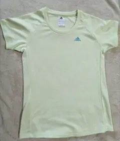 アディダス　Ｔシャツ