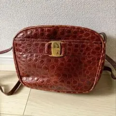 Salvatore Ferragamo ヴァラ ショルダーバッグ クロコ型押し