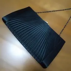 ブラック フォーマルバッグ サテン プリーツデザイン