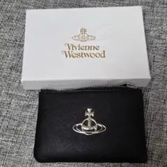 Vivienne Westwood ブラックポーチ