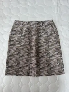 迷彩柄 タイトスカート