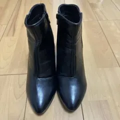 黒 レザー ショートブーツ ヒール7cmLLサイズ