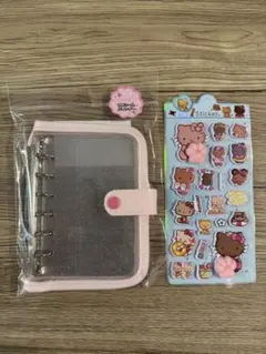 バインダーとキティシールセット