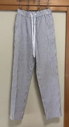 GU ストライプパンツ